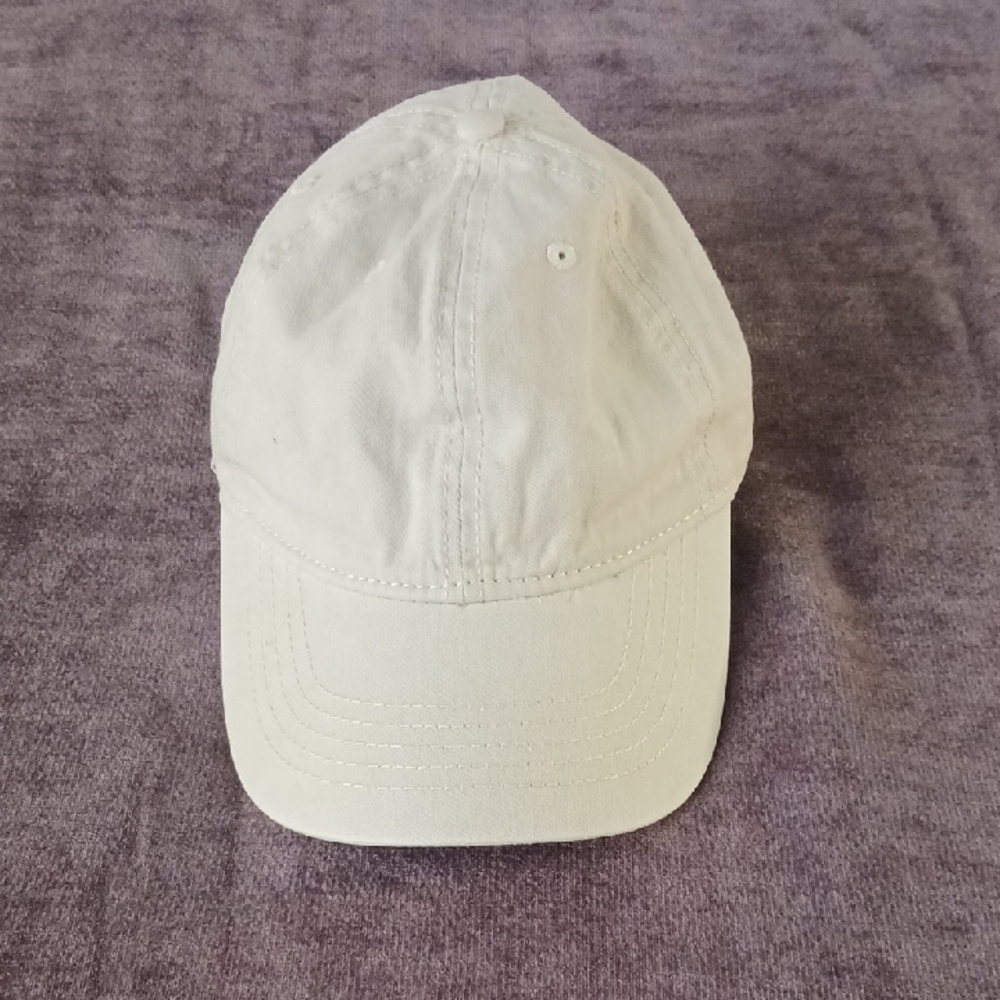 Classic Cream Cotton Baseball Cap - Unbranded